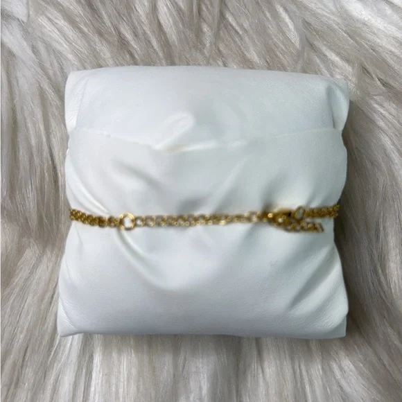 Gold Eye Charm Bracelet - Picture 2 of 4